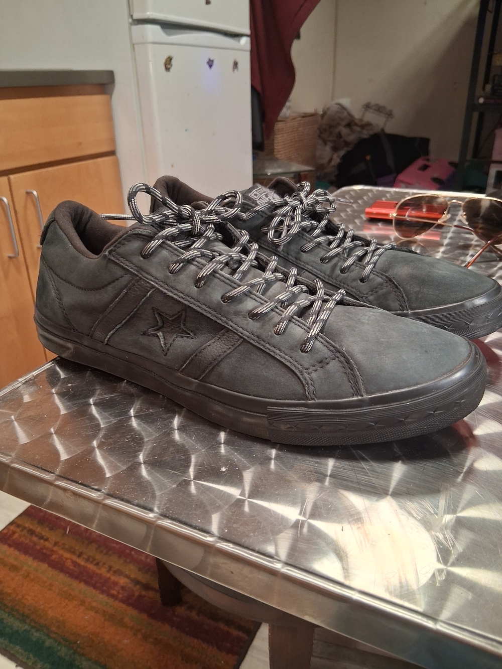 Converse Men's Low Top Sneakers in Dark Gray